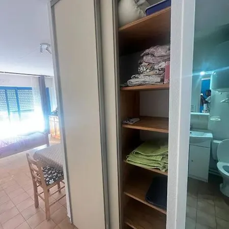 Agreable De 21m2 Apartment